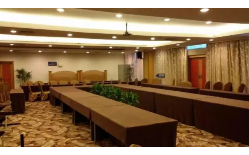 成都四威苑酒店使用英國(guó)LA Audio功放和音頻矩陣